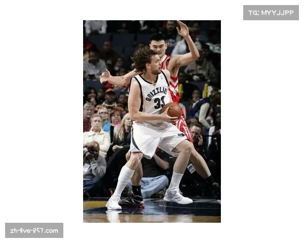 阿德尔曼开放态度 掘金更衣室氛围改善