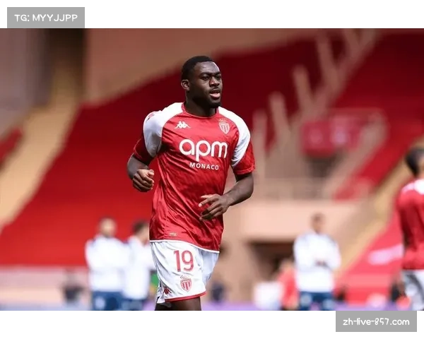 朗斯客场力克摩纳哥 时隔21年再度登顶法甲积分榜